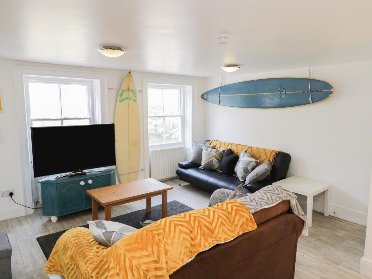 휫비 The Surfers Bolt Hole 아파트 외부 사진